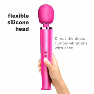 le-wand-magenta-rechargeable-vibrating-massager-01 Le Wand rechargeable vibrating massager in luxurious magenta finish